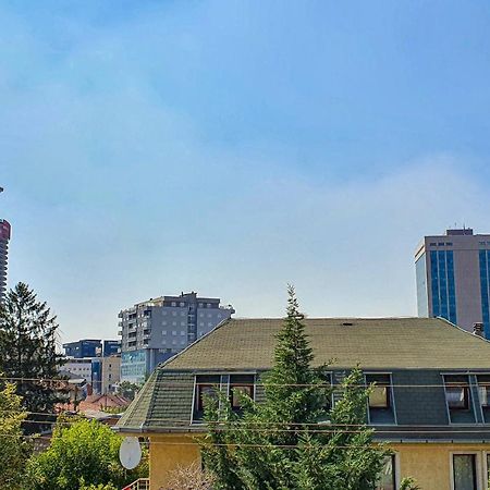 Zogu Apartments - Downtown بريشتاين المظهر الخارجي الصورة