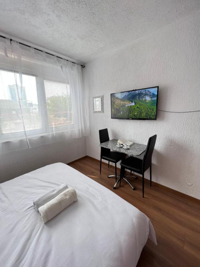 Zogu Apartments - Downtown بريشتاين المظهر الخارجي الصورة