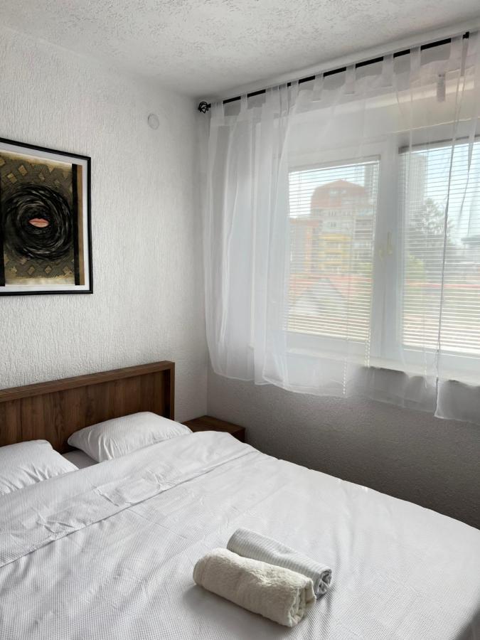 Zogu Apartments - Downtown بريشتاين المظهر الخارجي الصورة